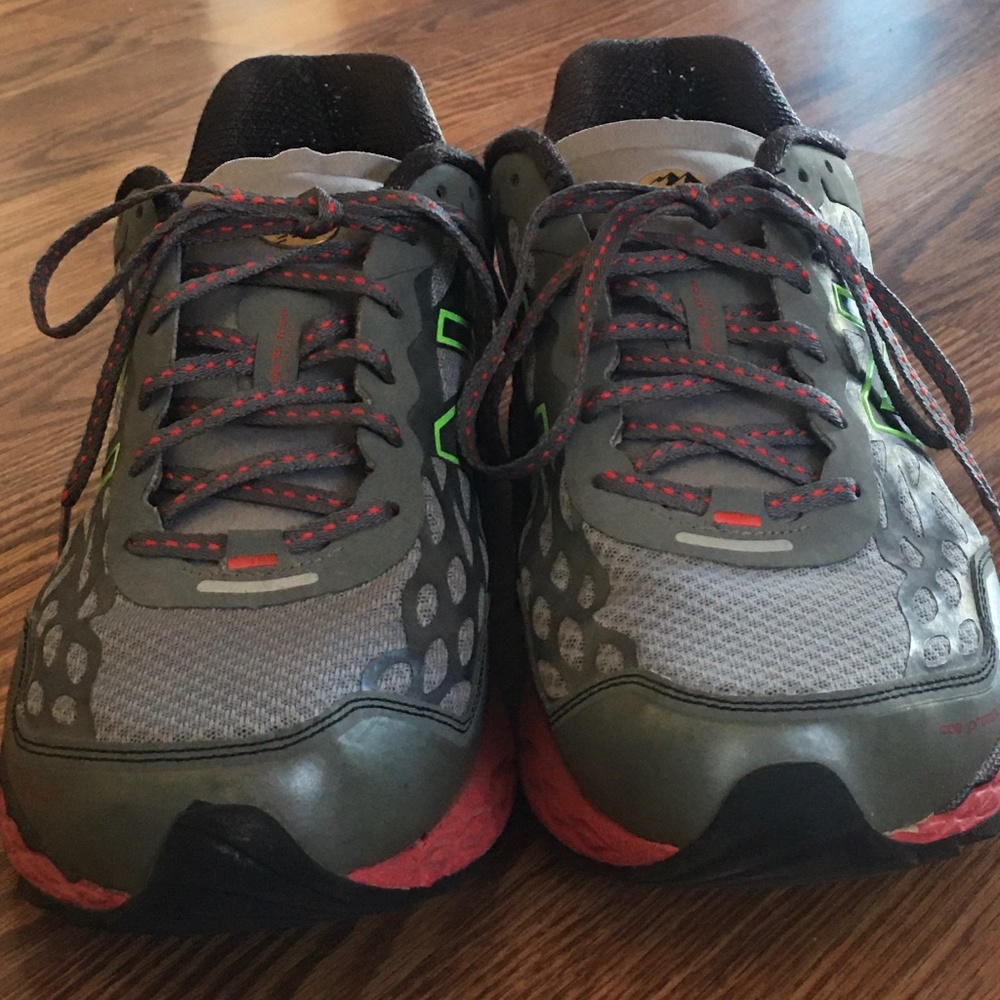 New Balance Leadville 1210 Gray Trail Running Shoes